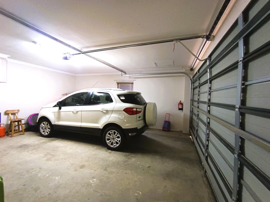 3 Bedroom Property for Sale in Wild Olive Estate Free State